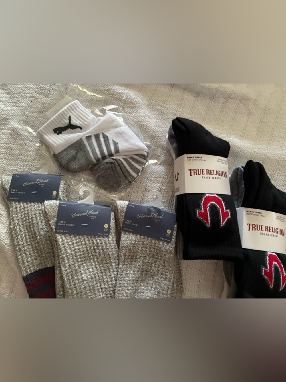 NEW- Men’s 10 Pr. True Religion Socks Men's Crew Gray, Black, White, Burgundy